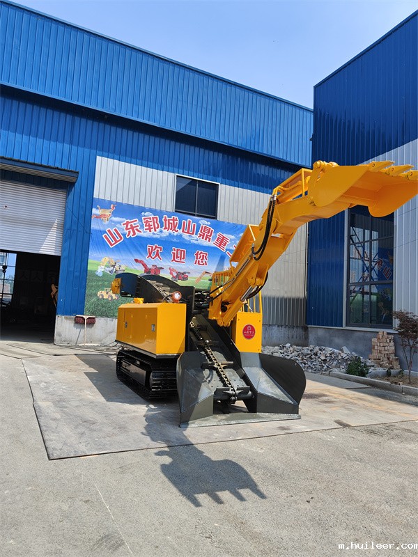 履带刮板挖掘式装载机